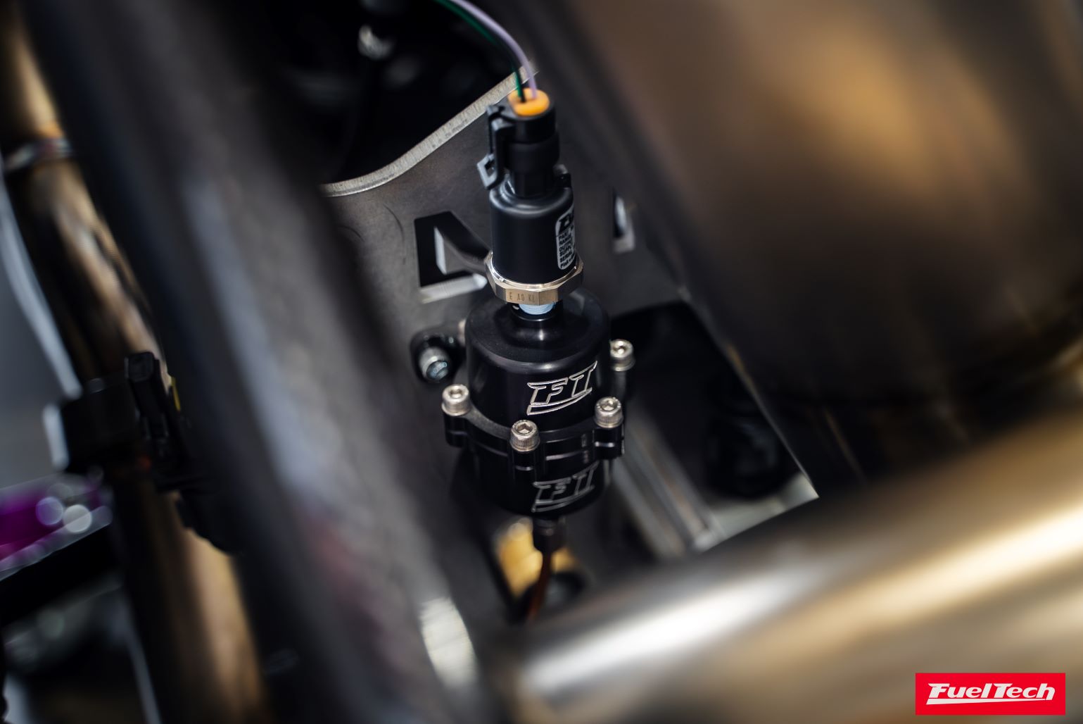 FuelTech Backpressure Dampening Canister Boost