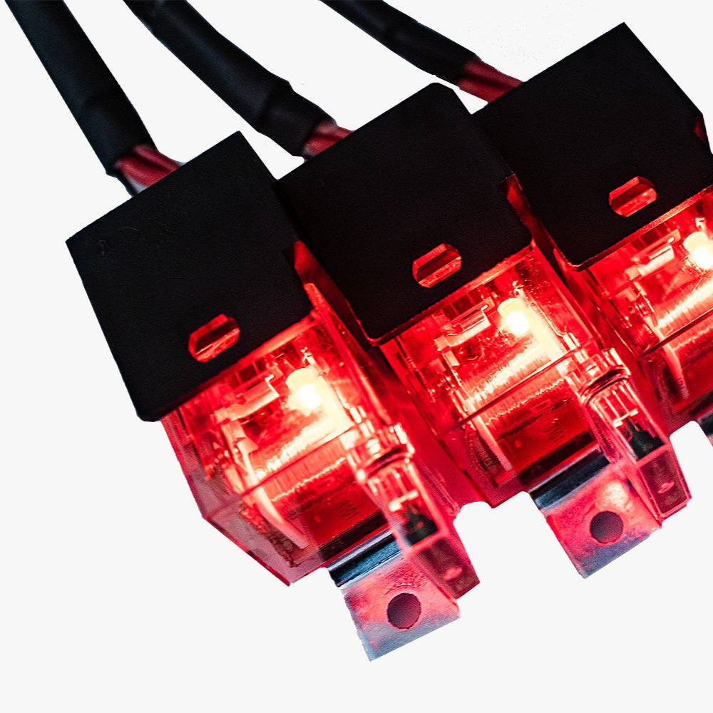 FuelTech Relay with 40a built in fuse